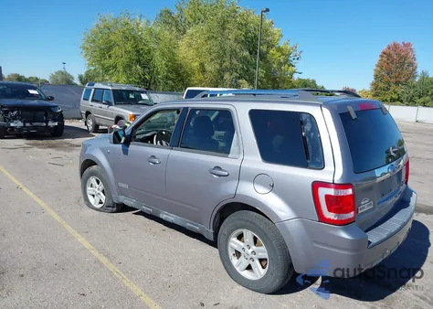 2008 Ford Escape Hybrid z USA, uszkodzony, nr VIN 1FMCU59H48KB82904